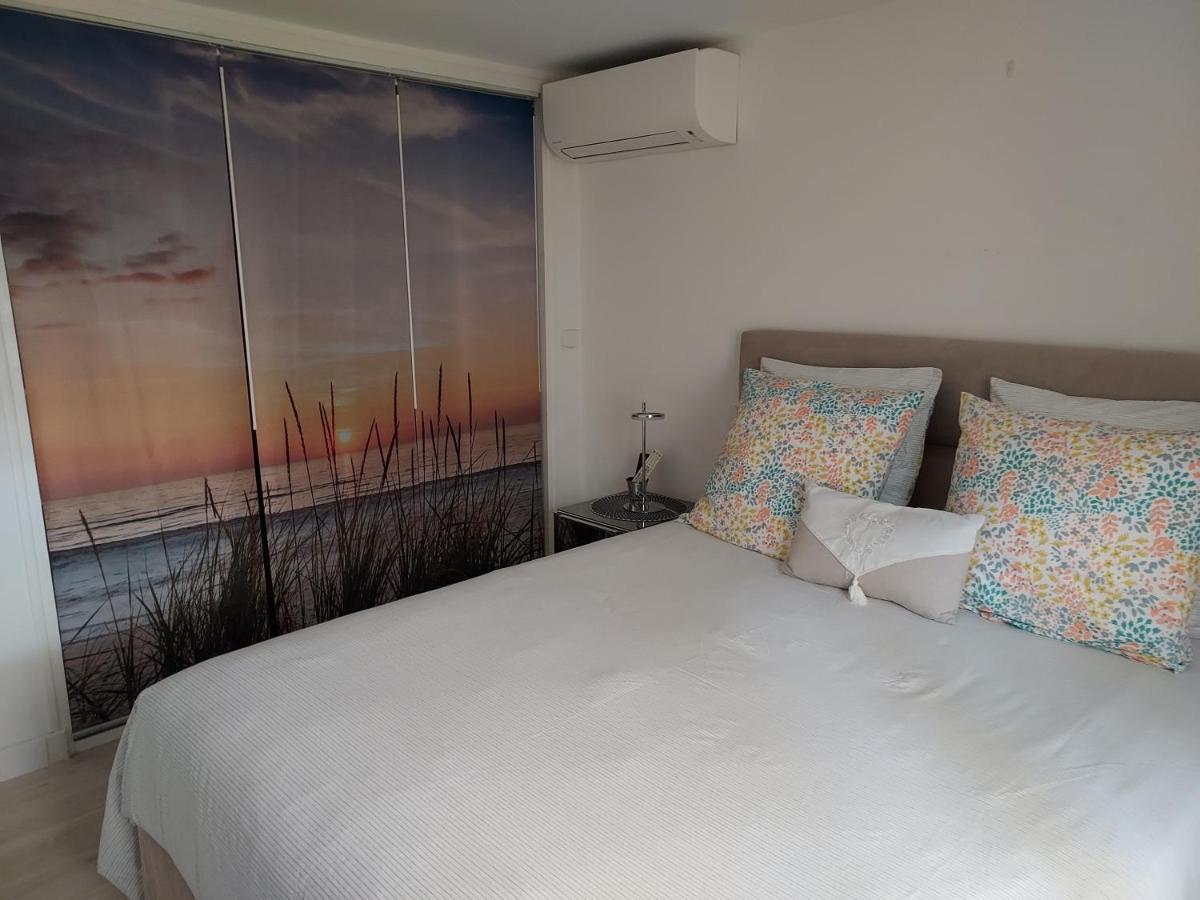 Rez-de-chaussée privatif spacieux 3* d'une villa centre ville Hyères Extérieur photo